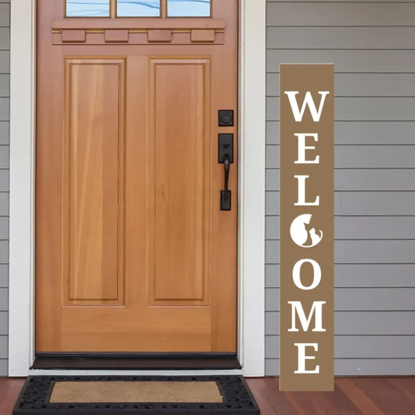 vertical welcome sign with cats